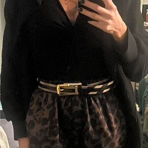 Authentic Burberry belt can be adjusted